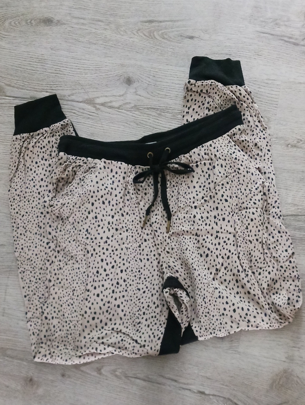 P.J. Salvage Viscose Size M Jogger Loungewear Pants EUC